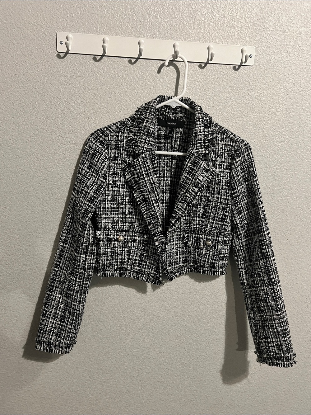 Forever 21 Light Weight Tweed Cropped Jacket Blazer Pearl Accents